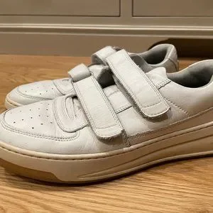 【Acne Studios】 Steffeyレザースニーカー Steffey レザースニーカー - Acne Studios - レディース